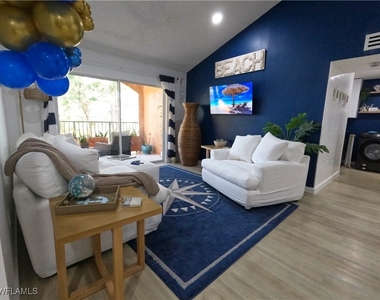 1160 Wildwood Lakes Boulevard - Photo Thumbnail 2