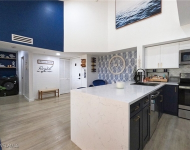 1160 Wildwood Lakes Boulevard - Photo Thumbnail 12