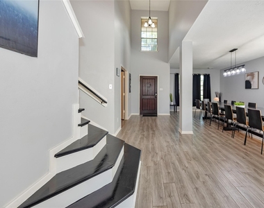 10815 Oak Bayou Lane - Photo Thumbnail 2