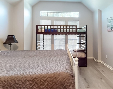 10815 Oak Bayou Lane - Photo Thumbnail 20