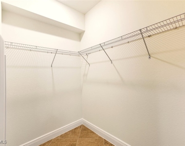 2080 Wellington Street - Photo Thumbnail 12