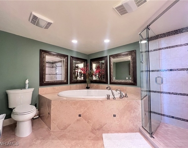 5601 Turtle Bay Drive W - Photo Thumbnail 14