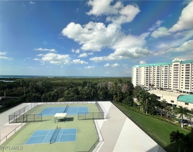 5601 Turtle Bay Drive W - Photo Thumbnail 10