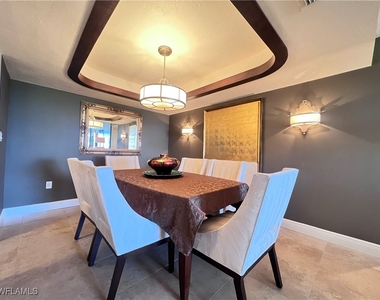 5601 Turtle Bay Drive W - Photo Thumbnail 7