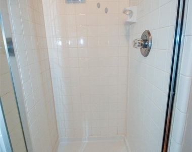 10102 White Oak Trail Lane - Photo Thumbnail 21