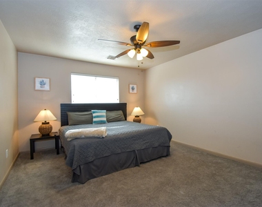 10102 White Oak Trail Lane - Photo Thumbnail 24