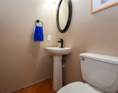 10102 White Oak Trail Lane - Photo Thumbnail 20