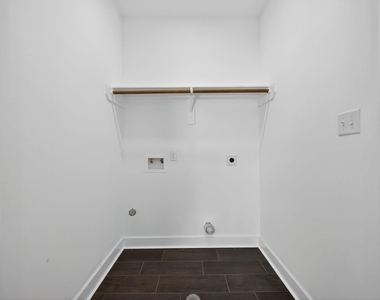 714 Zoe Street - Photo Thumbnail 17