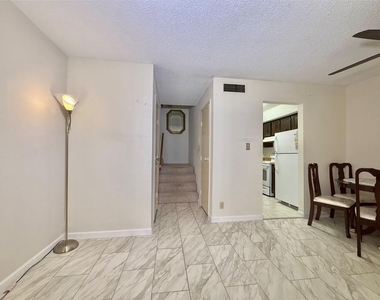 11002 Hammerly Boulevard - Photo Thumbnail 3