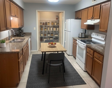 7400 Bellerive Drive - Photo Thumbnail 7