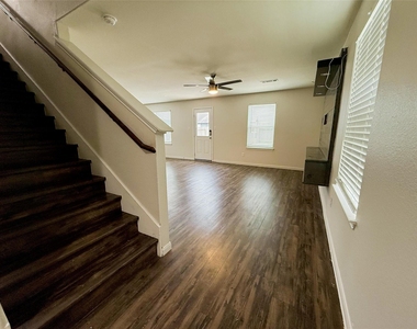 24059 Hay Needle Lane - Photo Thumbnail 20