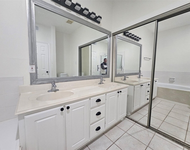 35 S Avonlea Circle - Photo Thumbnail 19