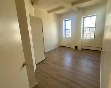 27 Ludlow Street - Photo Thumbnail 4
