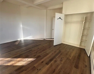 27 Ludlow Street - Photo Thumbnail 3