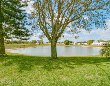 2152 Spring Creek Circle Ne - Photo Thumbnail 1