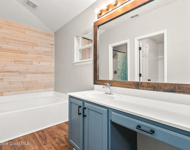 2152 Spring Creek Circle Ne - Photo Thumbnail 15