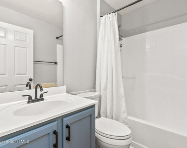 2152 Spring Creek Circle Ne - Photo Thumbnail 12