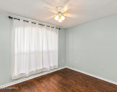 2152 Spring Creek Circle Ne - Photo Thumbnail 10