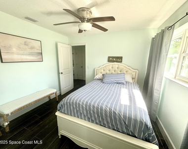 216 Ne 3rd Street - Photo Thumbnail 16