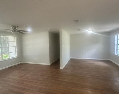 125 Kellum Street - Photo Thumbnail 14