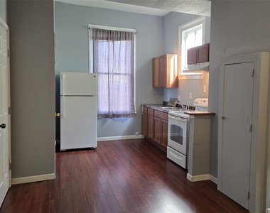 1614 Market Street - Photo Thumbnail 4