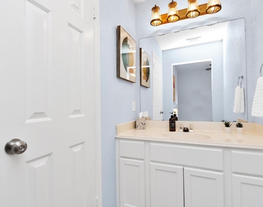 19722 Cherry Oaks Lane - Photo Thumbnail 31
