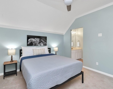 19722 Cherry Oaks Lane - Photo Thumbnail 34