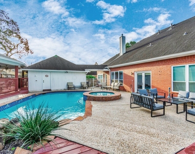 19722 Cherry Oaks Lane - Photo Thumbnail 38