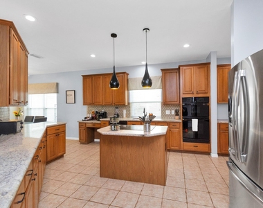 19722 Cherry Oaks Lane - Photo Thumbnail 12