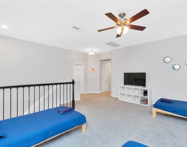 10007 Hickory Trail Lane - Photo Thumbnail 21