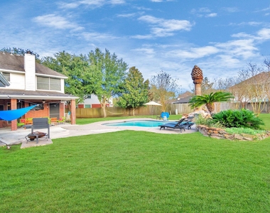 10007 Hickory Trail Lane - Photo Thumbnail 33