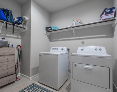 18102 Humber River Lane - Photo Thumbnail 20