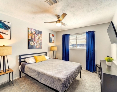 8111 Pine Green Lane - Photo Thumbnail 1
