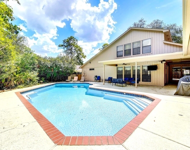 8111 Pine Green Lane - Photo Thumbnail 43