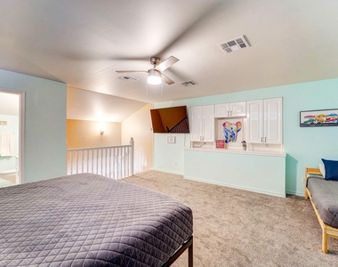 8111 Pine Green Lane - Photo Thumbnail 25
