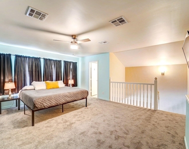 8111 Pine Green Lane - Photo Thumbnail 24