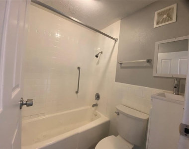 515 Bon Air Street - Photo Thumbnail 4