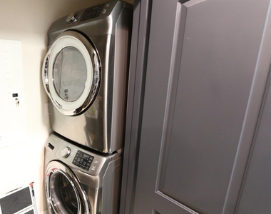 2299 Lone Star Drive - Photo Thumbnail 4