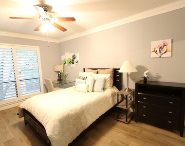 2299 Lone Star Drive - Photo Thumbnail 9