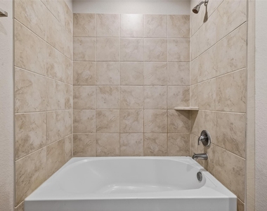 20926 Belmont Village Way - Photo Thumbnail 23