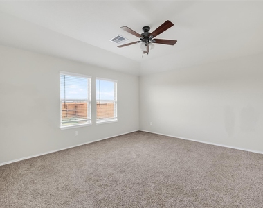 20926 Belmont Village Way - Photo Thumbnail 36