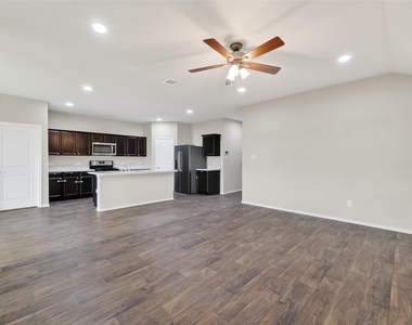 20926 Belmont Village Way - Photo Thumbnail 35