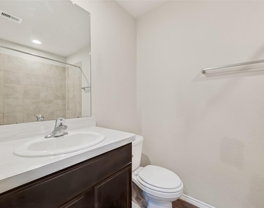 20926 Belmont Village Way - Photo Thumbnail 22