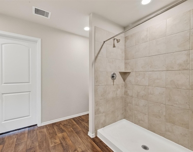 20926 Belmont Village Way - Photo Thumbnail 41