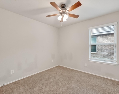20926 Belmont Village Way - Photo Thumbnail 24
