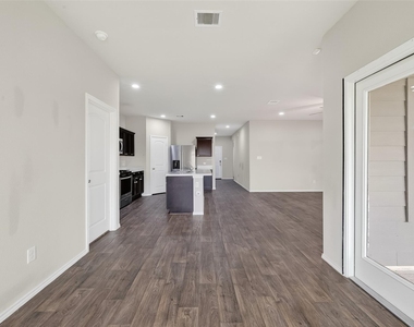 20926 Belmont Village Way - Photo Thumbnail 31