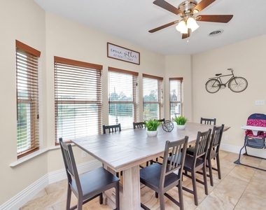 1730 Lakeshore Drive - Photo Thumbnail 9