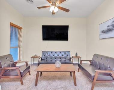 1730 Lakeshore Drive - Photo Thumbnail 33