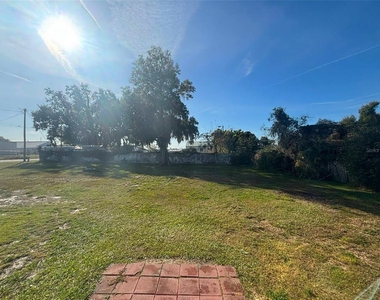 310 Farnol Street Sw - Photo Thumbnail 8