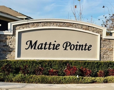 1209 Mattie Pointe Boulevard - Photo Thumbnail 42